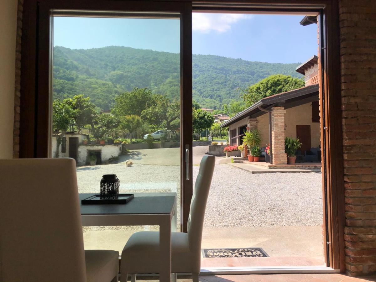 La Terrazza Sulle Vigne B&B Корте Франка Екстериор снимка