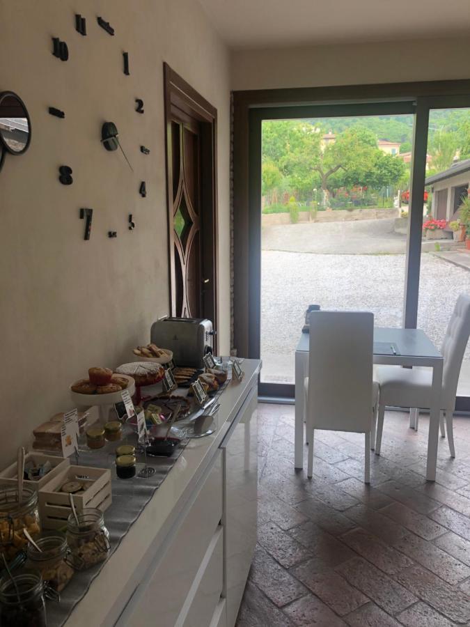 La Terrazza Sulle Vigne B&B Корте Франка Екстериор снимка